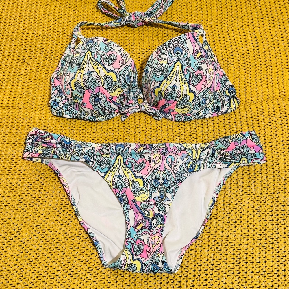 Victoria's Secret Very Sexy Paisley Bikini